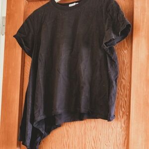 Uniqlo x JWA Black Asymmetrical Tee